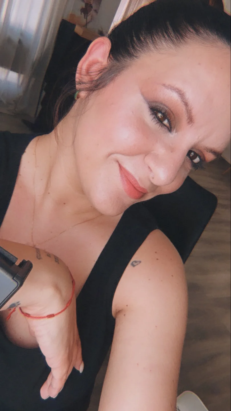 Naara Sirera - Formadora y Maquilladora Profesional